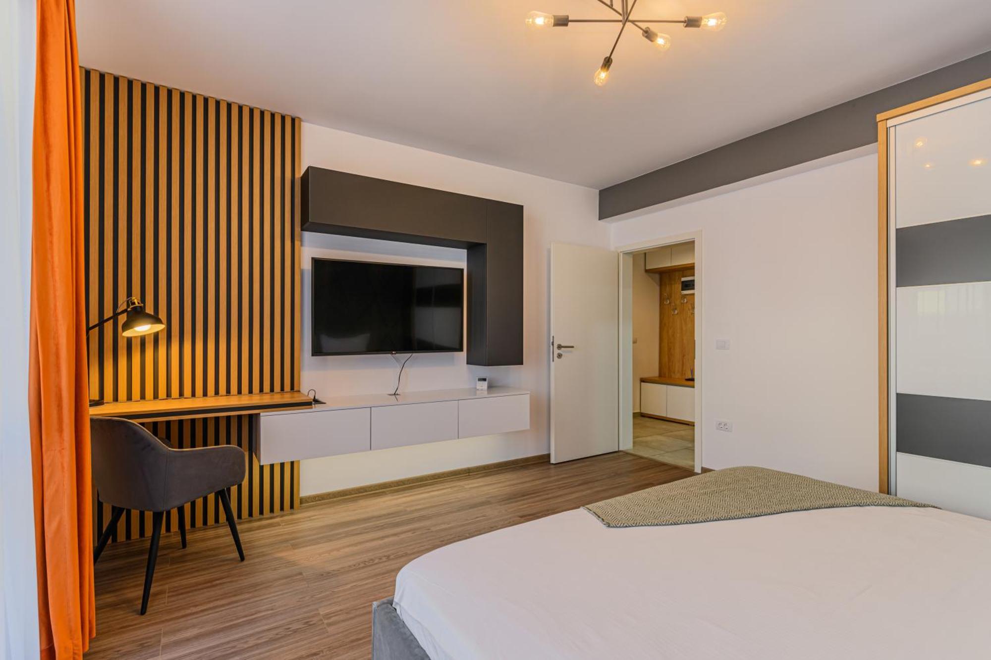 Koa - Twin Tower Brasov